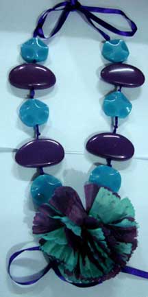 Manufacturers Exporters and Wholesale Suppliers of Flower Necklace Moradabad Uttar Pradesh